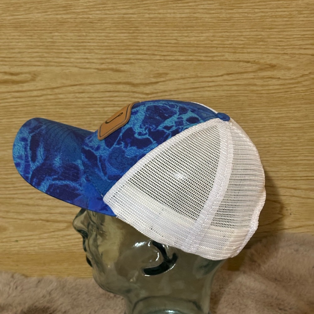 Avid performance hat - Picture 3 of 6